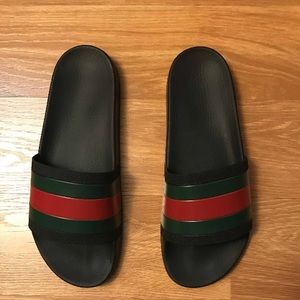 Gucci flip flops